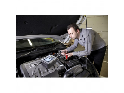 Пуско-зарядное устройство RING RESC608